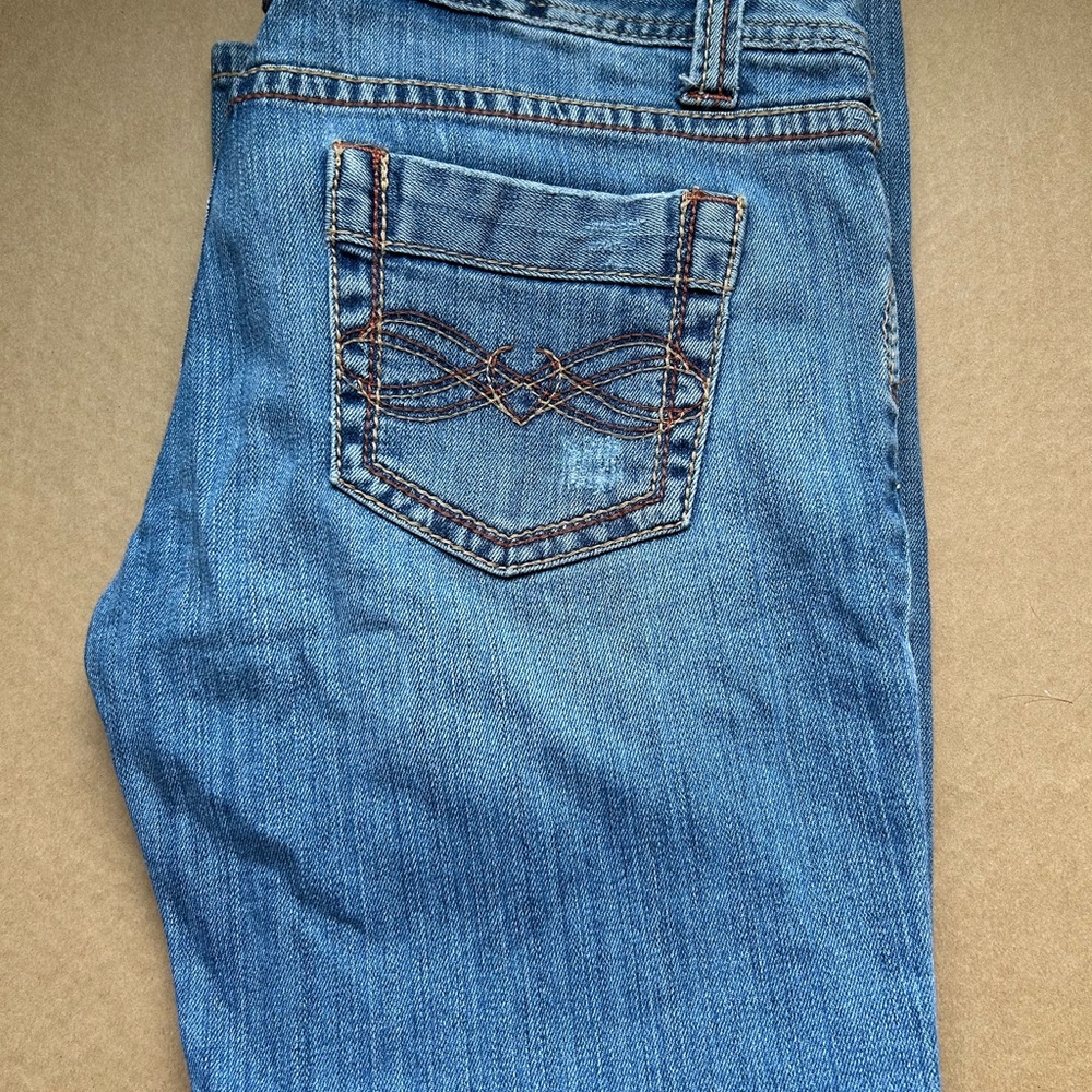 Aeropostale Women’s Classic Blue Bootcut Jeans